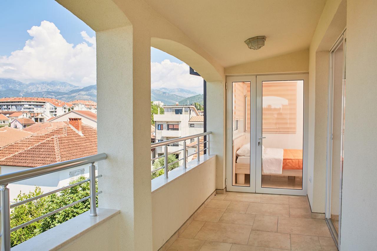 Apartmani Tripovic Tivat Exterior photo