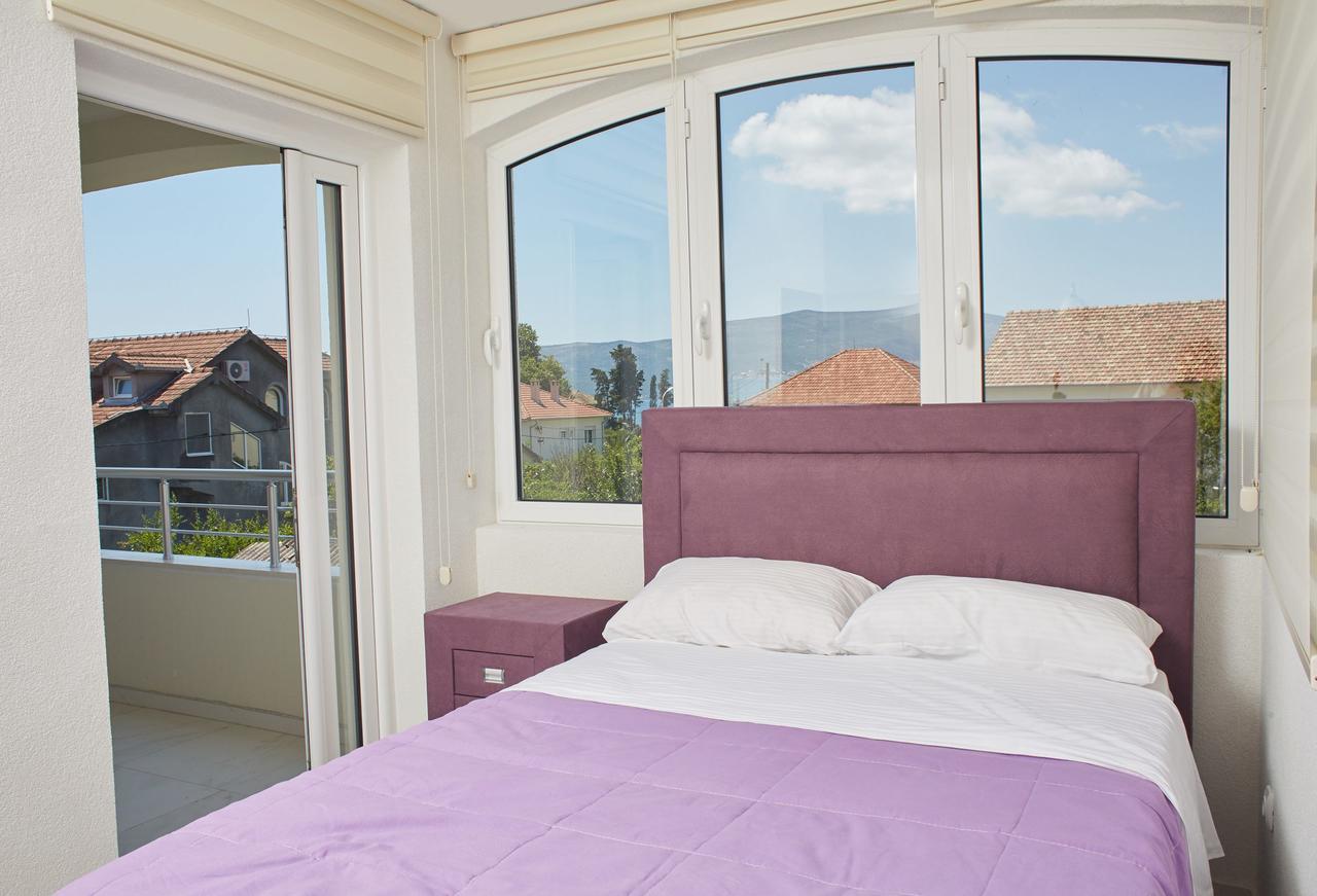 Apartmani Tripovic Tivat Exterior photo