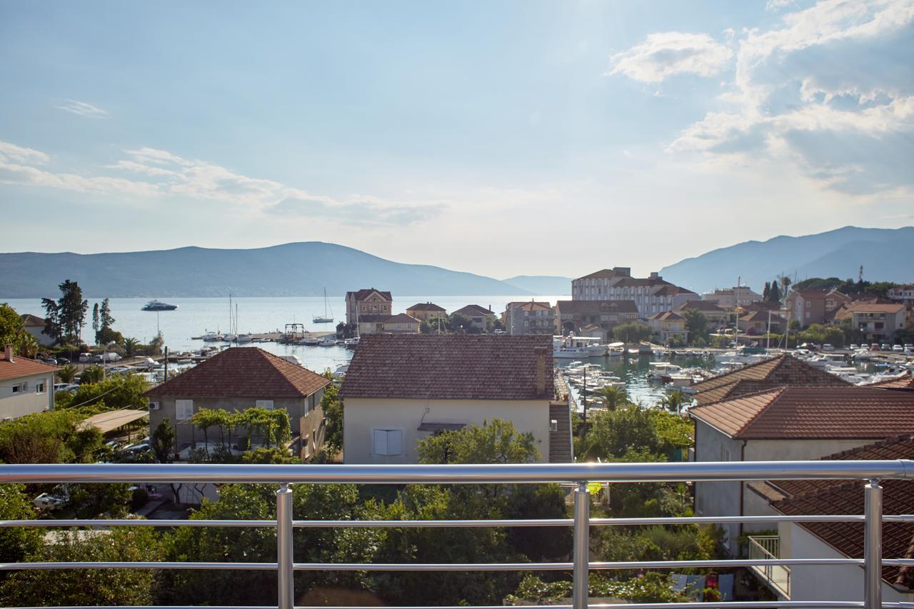Apartmani Tripovic Tivat Exterior photo