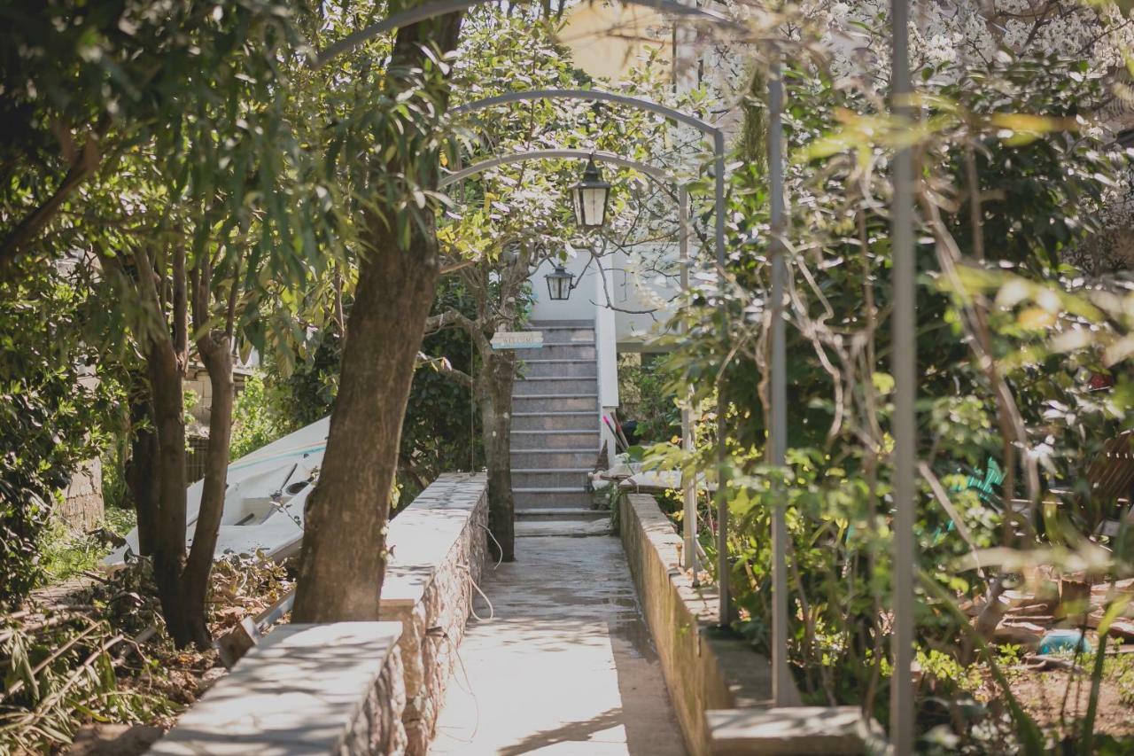 Apartmani Tripovic Tivat Exterior photo
