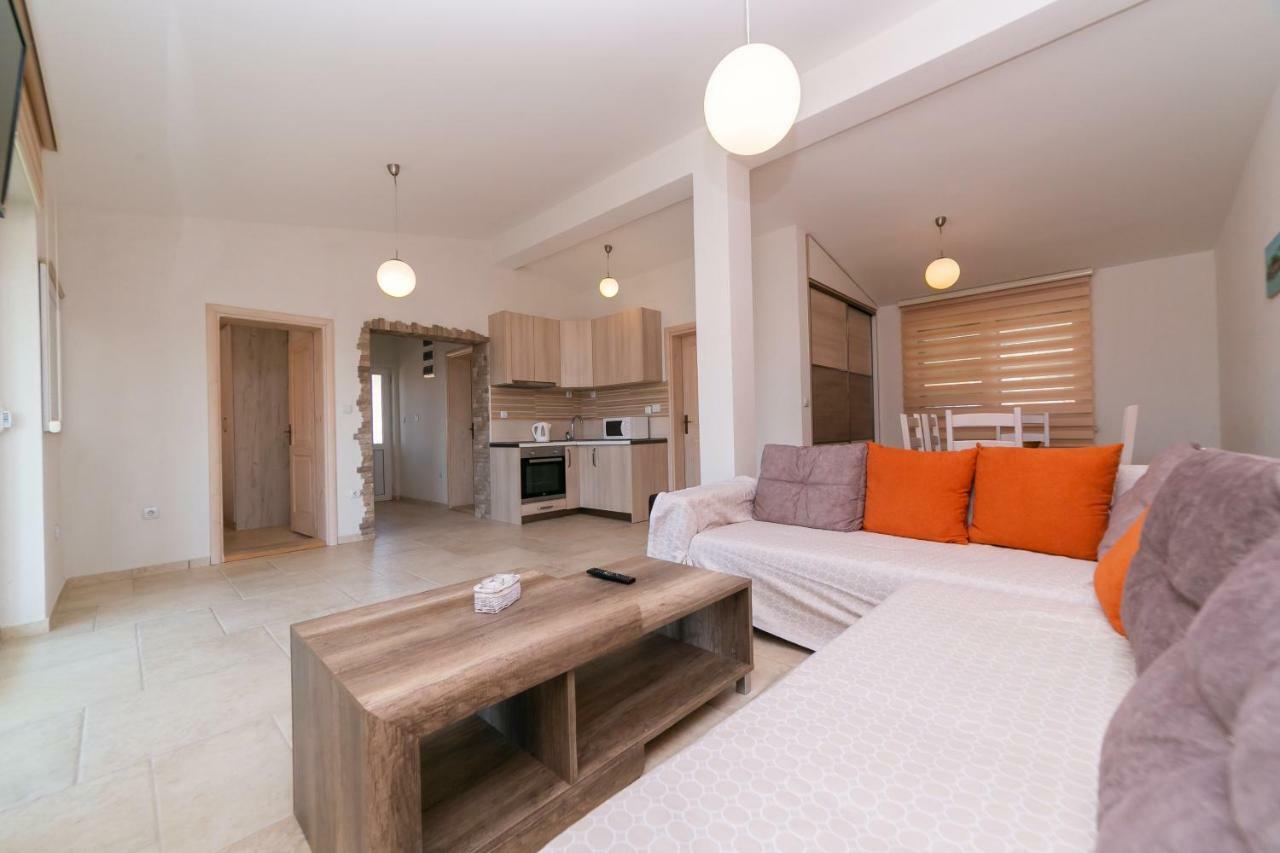 Apartmani Tripovic Tivat Exterior photo