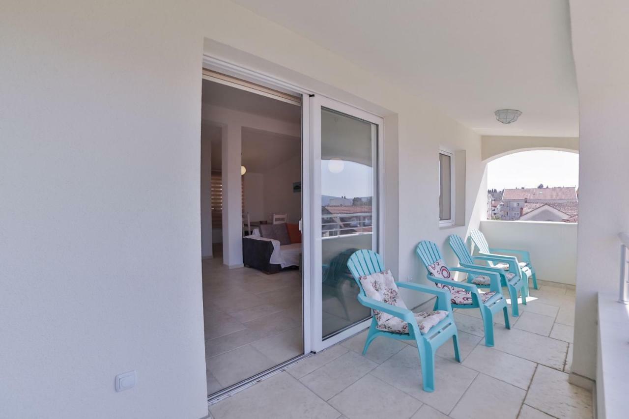 Apartmani Tripovic Tivat Exterior photo