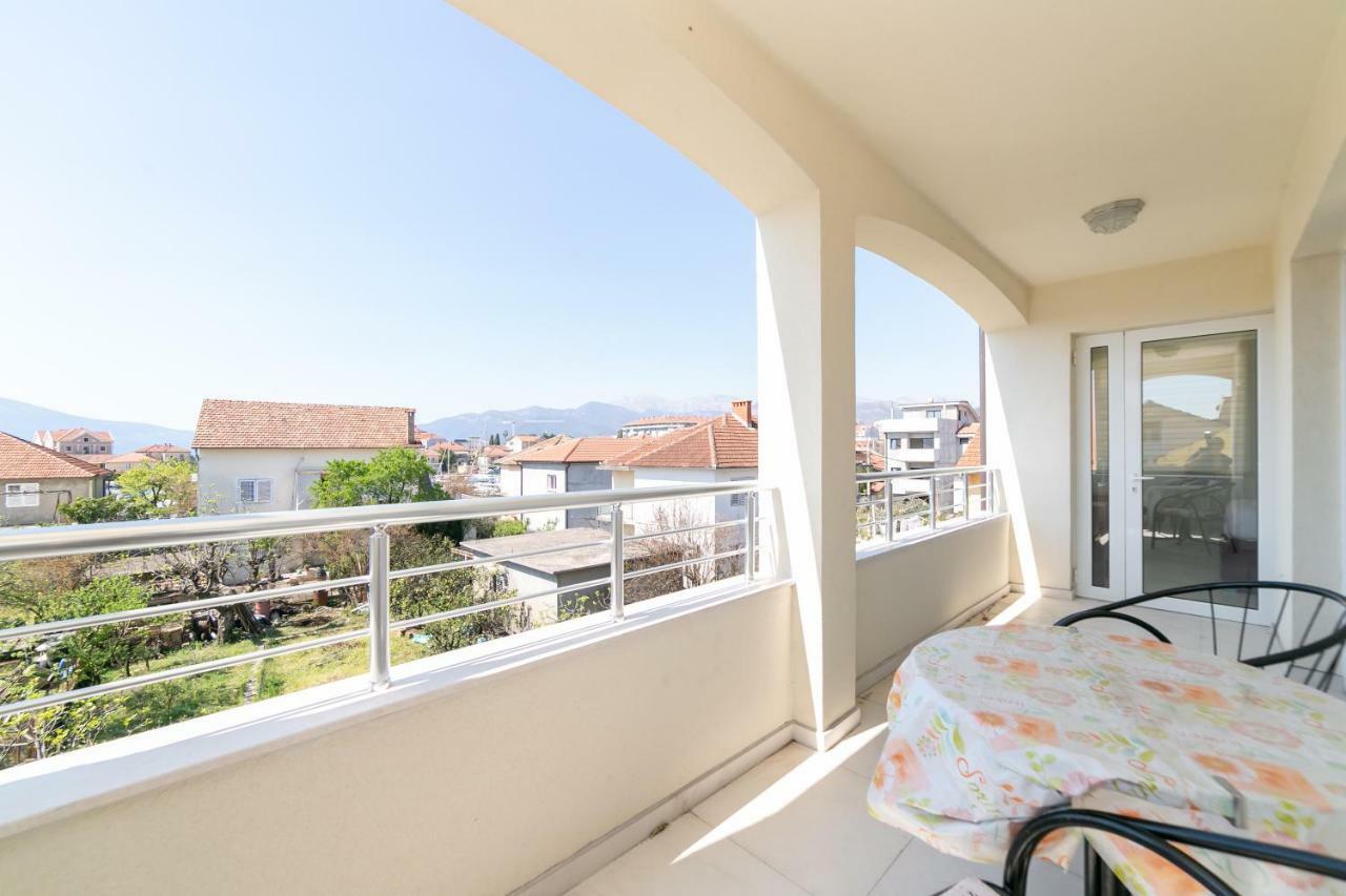 Apartmani Tripovic Tivat Exterior photo