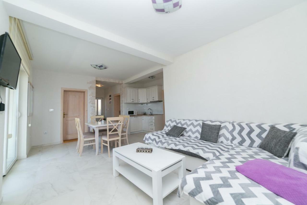 Apartmani Tripovic Tivat Exterior photo